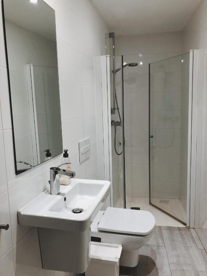 Apartaments El Cine Ρόζες Εξωτερικό φωτογραφία